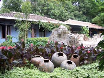 QLF garden pots